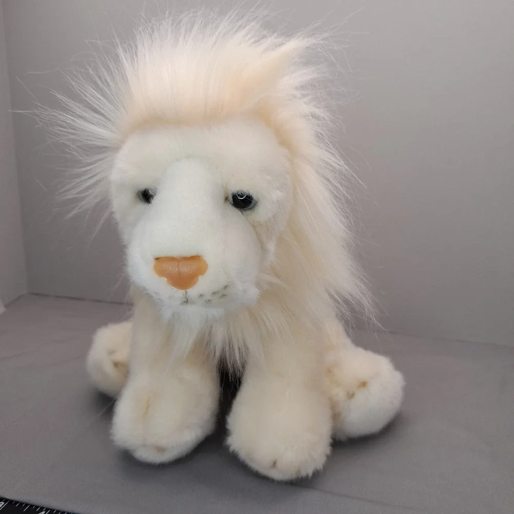 Wildlife Tree White Lion Plush Stuffed Animal Soft Fluffy Mane 10 Inch Sitting